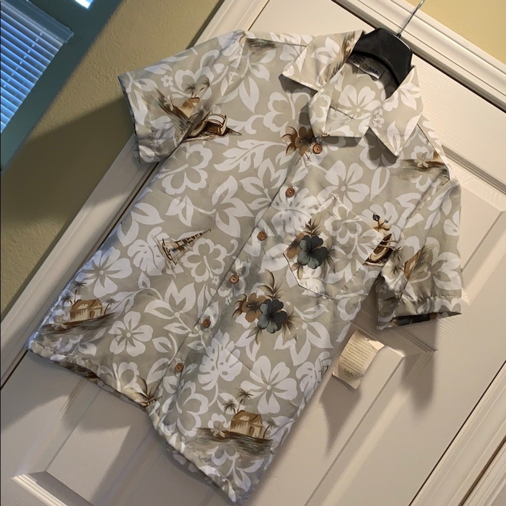 Men’s Stitch Hawaiian Shirt size Medium